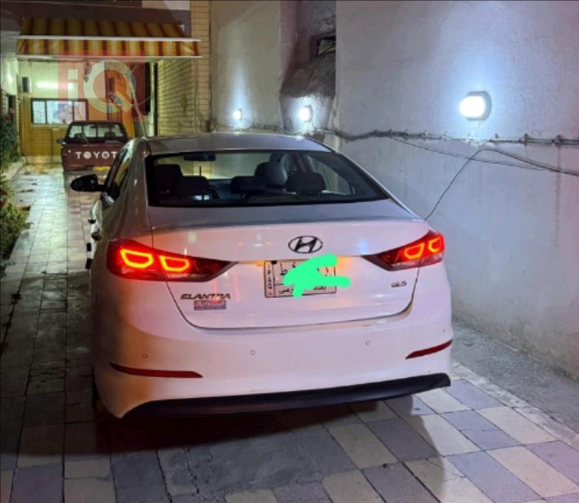 هیوندای ئەلەنترا